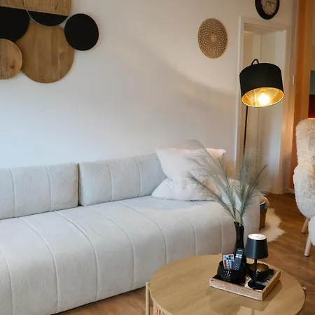 Апартаменты Feines Feriendomizil Waldzauber 2 Westerwald Horhausen (Altenkirchen)